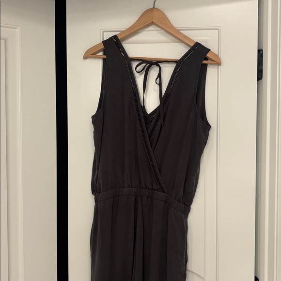 Women's Cloth & Stone from Anthropologie Gray Jumpsuit. Size Small. New. - Picture 10 of 11